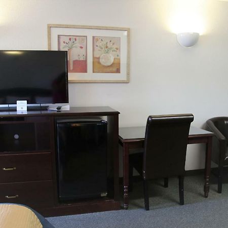 Idaho Inn Moscow Bagian luar foto
