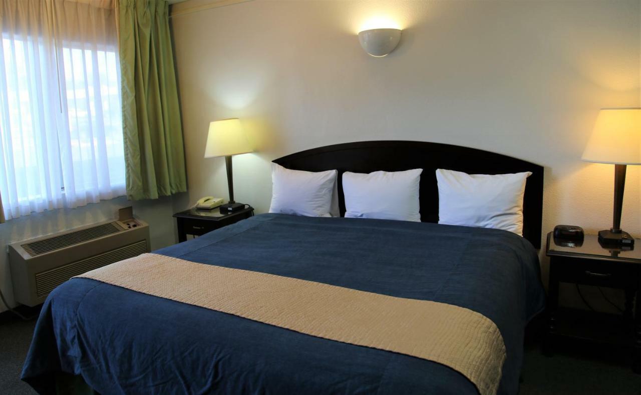 Idaho Inn Moscow Bagian luar foto