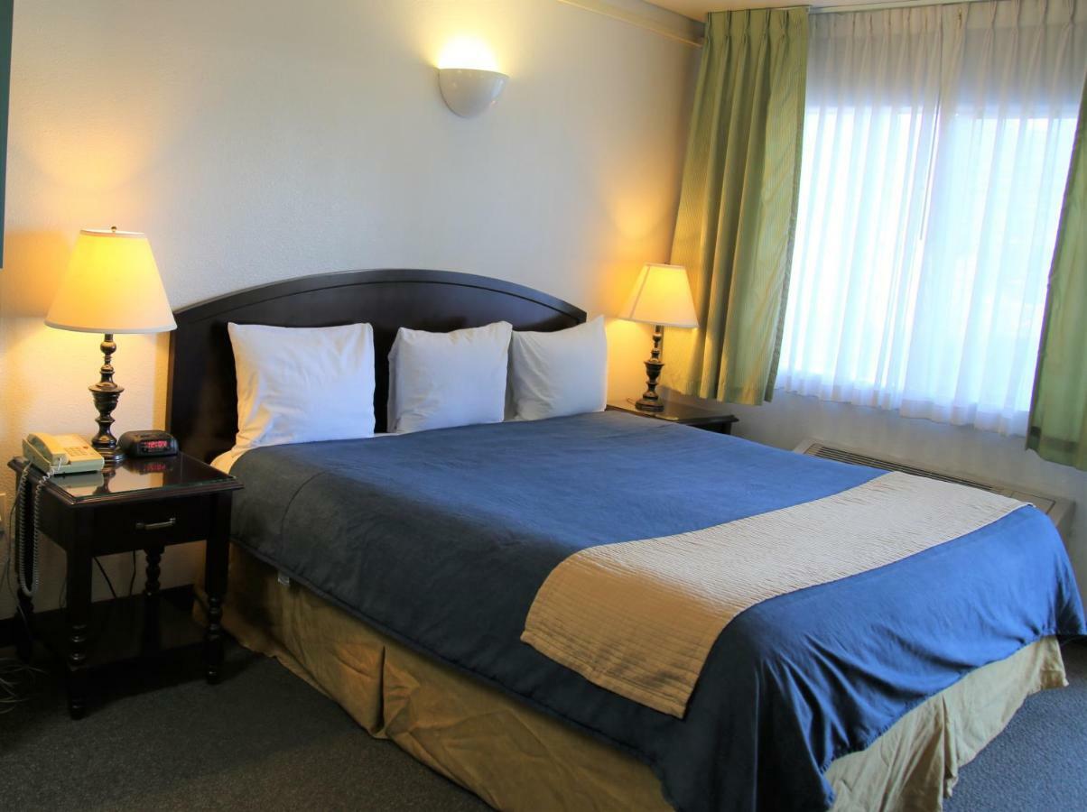 Idaho Inn Moscow Bagian luar foto